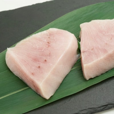 慶良間諸島の自然味覚 座間味村産のカジキの刺身 1kg(2～3柵)