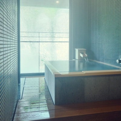 土湯温泉山水荘ペア宿泊券～源泉かけ流し半露天風呂付客室～No.2891