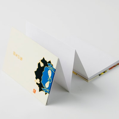 【ふるさと納税】瀧下和之氏デザイン「桃太郎図」オリジナル御朱印帳　(青)