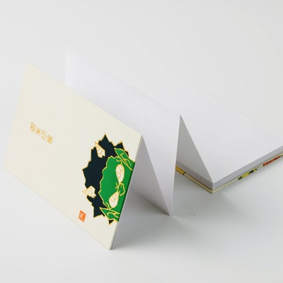 【ふるさと納税】瀧下和之氏デザイン「桃太郎図」オリジナル御朱印帳　(緑)