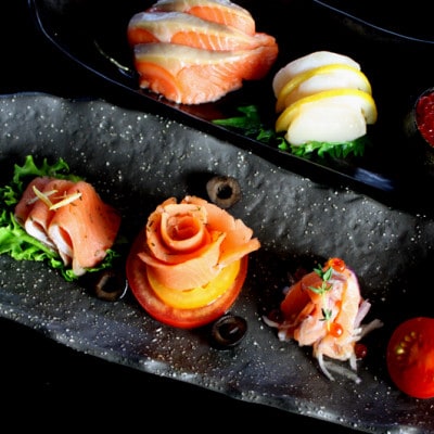 北海道 知床産 サーモンスライス(香草〆) 70g×6パック　化学調味料不使用