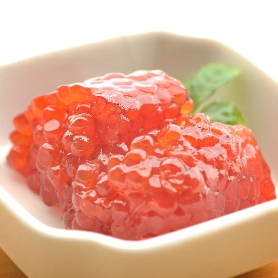北海道知床産 鮭筋子(塩漬) 250g　【いくらが自慢の老舗がつくる筋子】
