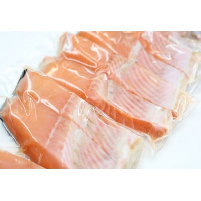 ふるさと納税 活〆 時知らず鮭 切身 中塩仕込 半身 1600g(魚体4kg以上)斜里町産