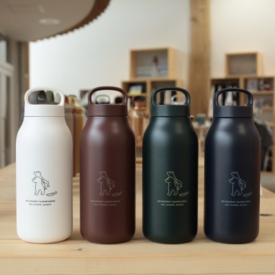 知床トコさん ウォーター タンブラー グリーン 550ml×1本 蓋付き 軽量【KINTO】