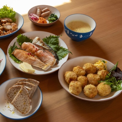 知床トコさんテーブルウェアシリーズ 丸プレート皿 2枚(L)【ベージュ】