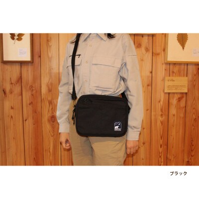 知床財団オリジナルWPバッグ付きマルチサコッシュ【ブラック】