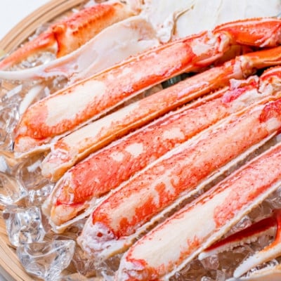 生ズワイガニ(カット済み)　1.4kg～1.6kg(700g～800g×2パック)お刺身OK