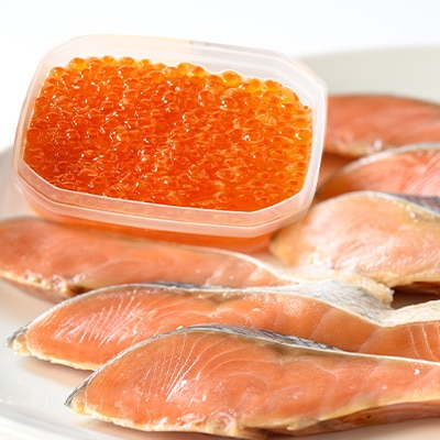 鮭いくら親子セット(新巻鮭木箱風ティッシュケース付き)