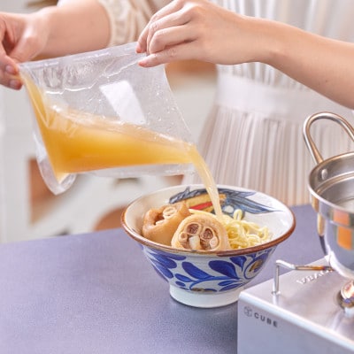 【美食屋セルポア】沖縄そば  4袋セット(てびち)