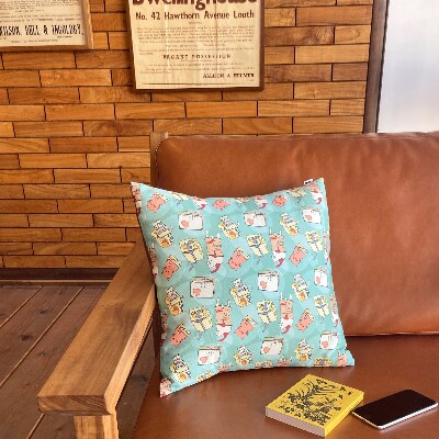 【海猫商店】『箱猫(ハコネコ)』クッション40×40 浅瀬