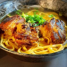【琉創キッチン　康～yasu～】　沖縄そば(ソーキそば)　5食セット