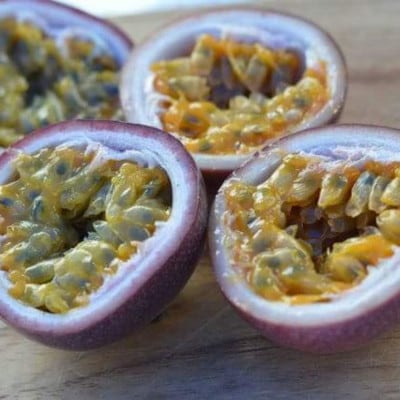 【2026年発送・ご家庭用2kg(20玉前後)】栽培期間中農薬不使用のパッションフルーツ　