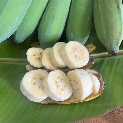 沖縄でオジーが育てたこだわり アップルバナナ と 黄金生姜 セット