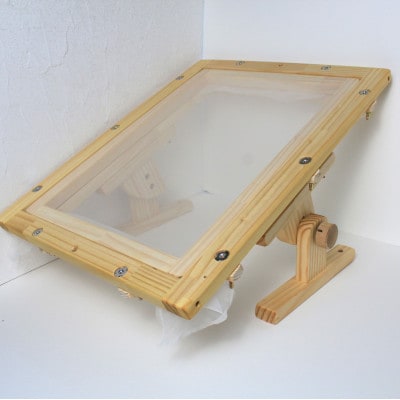 エディ工房　刺繍台セット【Dモデル】(A4サイズの刺繍枠と専用スタンドD型のセット品)【受注製作品】