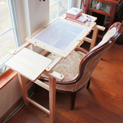 エディ工房　刺繍ワークデスク(D45)奥行45cm　折りたたみ式　刺繍枠は付属していません　受注製作