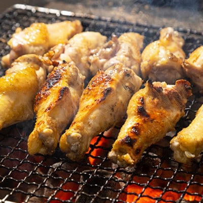 希少な部位を使用!炭火の燻煙香る比内地鶏炭火やきとり「正肉ときんかん・手羽元」6袋