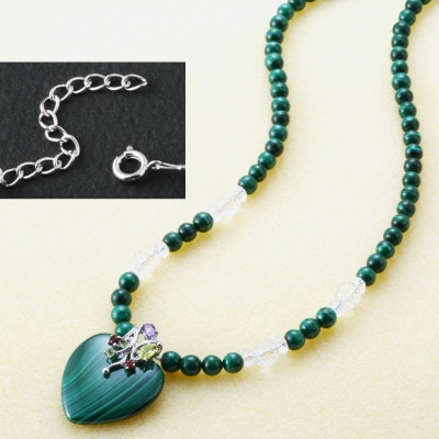 マラカイトのハート型宝石ネックレス