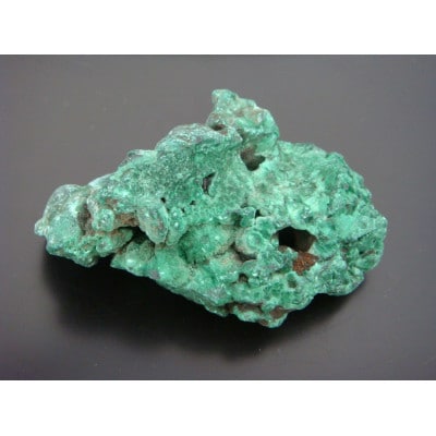 マラカイトのハート型宝石ネックレス