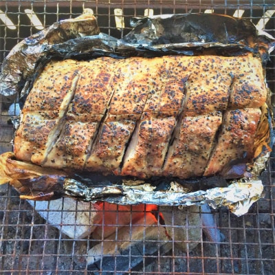 味付きバックリブ(ガーリックスパイス)約400g×2p・追いスモーク(燻製)セット付