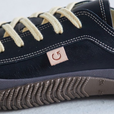 【SPINGLE(スピングル)】 SP-110 Black XS(22.5cm) スニーカー 靴