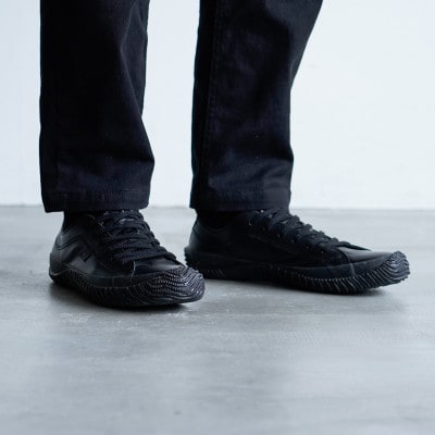 【SPINGLE(スピングル)】 SP-110 Black/Black SS(23.5cm) 靴