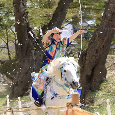 【4/13(土)・十和田市中央公園】「第21回桜流鏑馬」観覧チケット1枚1名様