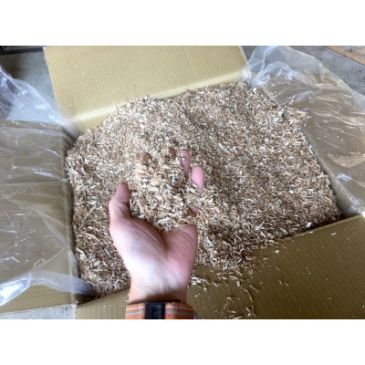 スモークチップ楢　約10kg