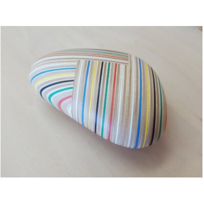PLYWOOD laboratory　Paper-Woodペーパーウェイト「koishi」三角olp