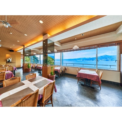 海辺のリゾート碧い海　ペアご宿泊券(1泊夕朝食つき)