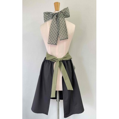 ドットリボンエプロン