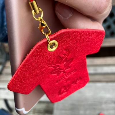 【広島東洋カープ】広島ジビエレザー東広島産天然鹿革　ユニフォーム型スマホクリーナー　3個セット