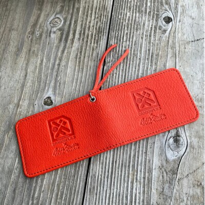 【広島ドラゴンフライズ×ベルズスクエア】コラボ　東広島産鹿革使用　二つ折りIDカード/パスケース