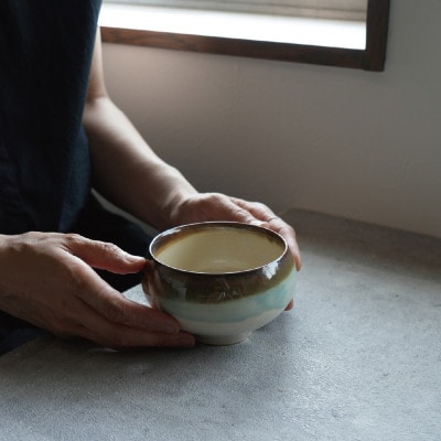 【美濃焼】SALIU 茶流×功山窯 抹茶ぼうる さざなみ【株式会社ロロ】　抹茶碗[MBZ066]