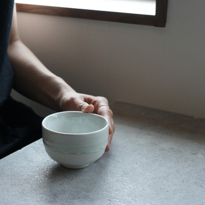 【美濃焼】SALIU 茶流×伸光窯 野点抹茶碗 雪【株式会社ロロ】[MBZ065]