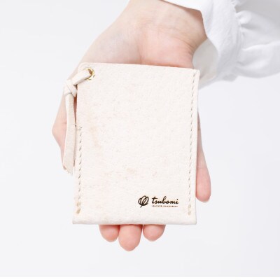 UNNAN SHISHI LEATHER パスケース