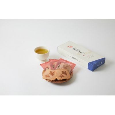 伝統のカステーラ焼き「鵜飼せんべい」