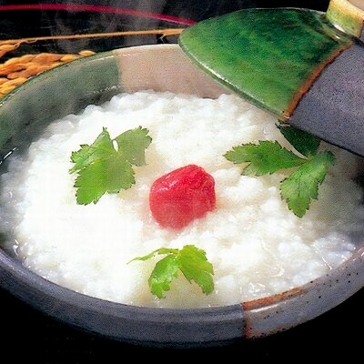 こまちがゆ(7缶)、あきたこまちの米粉パン(4缶)セット|05_kmc-211101