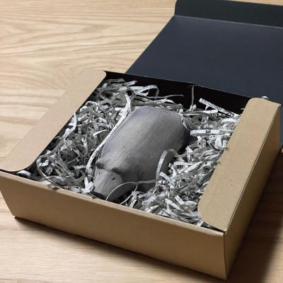 <思いやり返礼品>熊の木彫り「ブタクマ」【S-024】