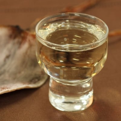 「日本城」純米大吟醸酒と純米吟醸酒「根来」720ml飲み比べセット