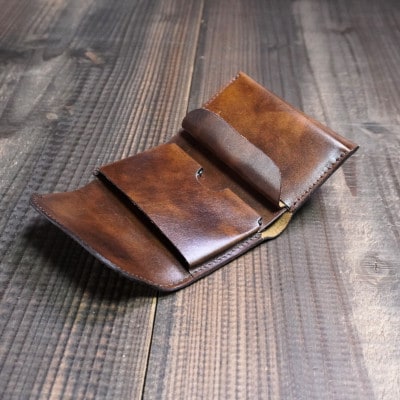 イタリア高級レザー使用　お金を巻くように包む【Wallet roll】ケルマー