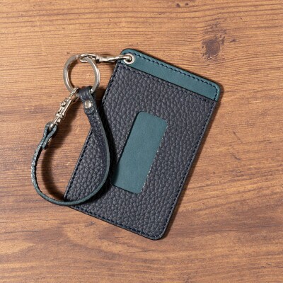 国産牛革のシンプルパスケース ストラップ付 ピーコックブルー お礼品詳細 ふるさと納税なら さとふる 国産牛革のシンプルパスケース ストラップ付 ピーコックブルー お礼品詳細 ふるさと納税なら さとふる