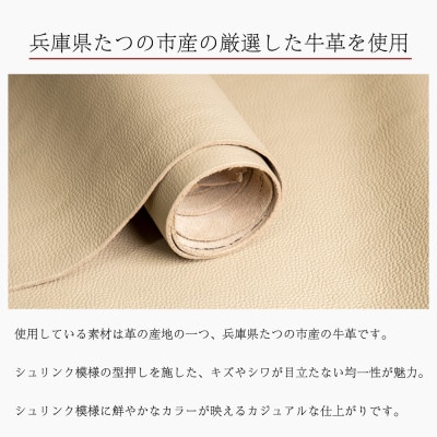 HEDGE たつの市産牛革で仕立てた、ダークグリーンの二つ折り財布[ダブルカードタイプ]