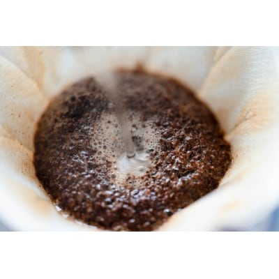 東秩父村の自家焙煎珈琲「であそぶCOFFEE」(2袋)&びわの葉茶セット