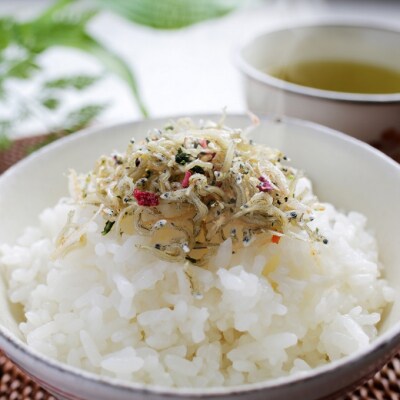 服部水産の ちり旨ふりかけ 梅小町 3個セット 牛窓ちりめん使用 [No.5735-3299]