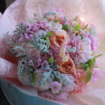 花のある生活　～小松弘典が手がける　季節を感じるブーケ～