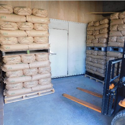 【令和3年産】つきたて米　小諸産こしひかり 20kg(10kg×2袋)