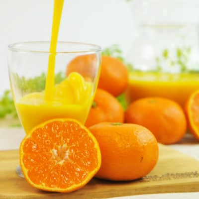 栽培期間農薬を減らしたみかんだけを皮ごとしぼった本物志向の三ケ日みかんジュース(180ml×10本)