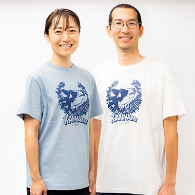 「HIROTTON×函南コラボTシャツ【ペア】」(白・Lサイズ:青・Sサイズ 各1枚)