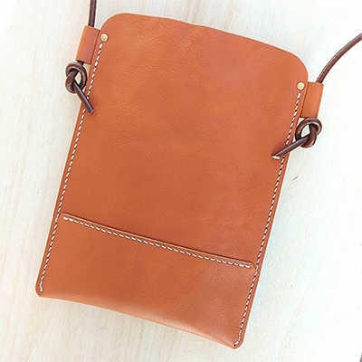 【ハンドメイド】やわら革サコッシュ(ブラウン)
