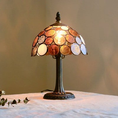 Nijiiro Lamp のステンドグラスのテーブルランプ ニジイロボウル アンバー